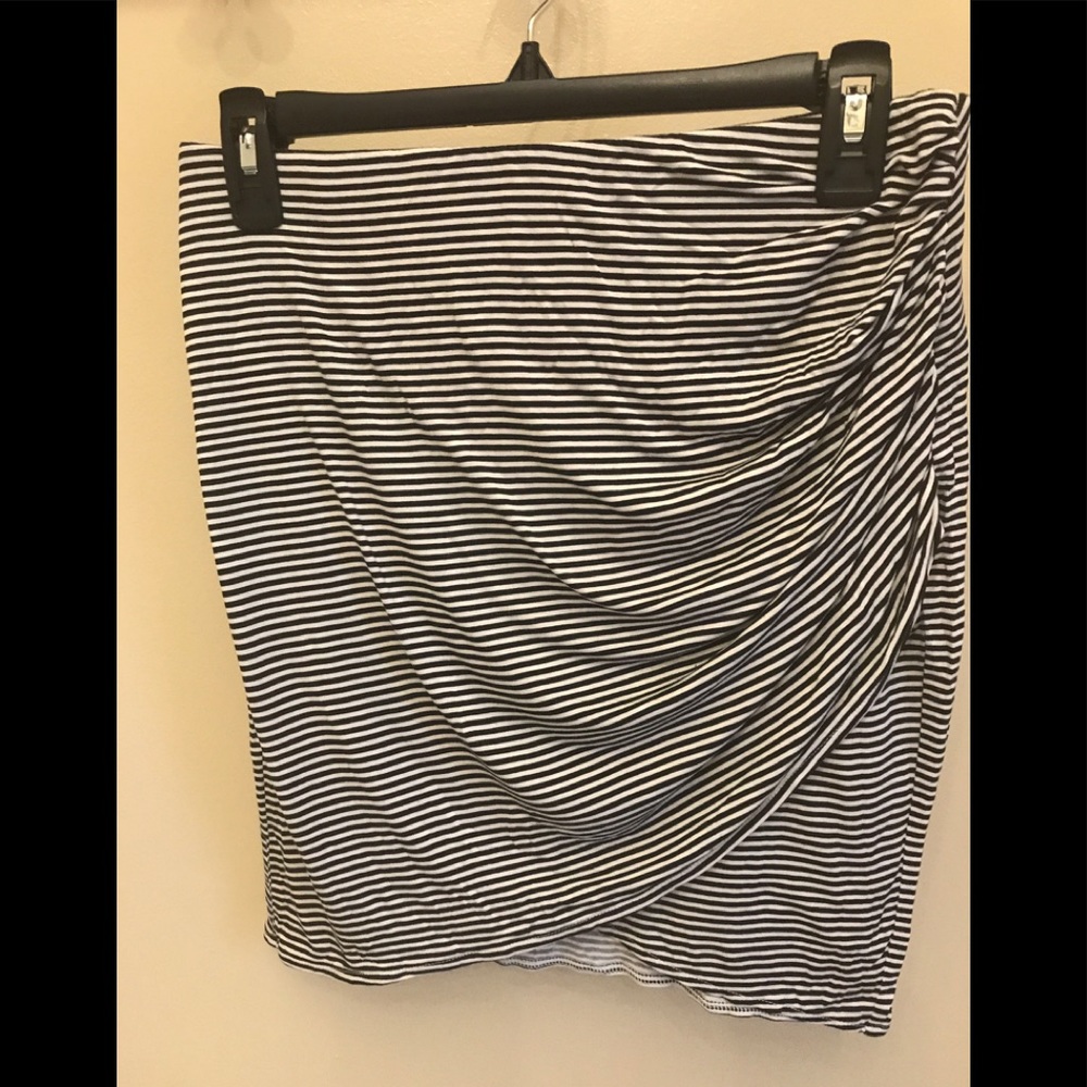 Short mini skirt.
